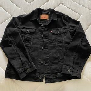 Levi’s black denim jacket